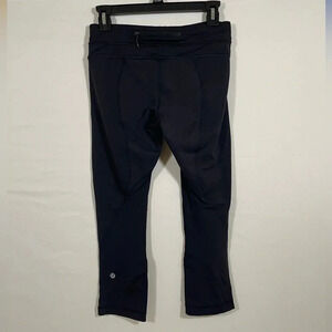 Lululemon Black Crop Leggings Back Zipper Pocket Size 6